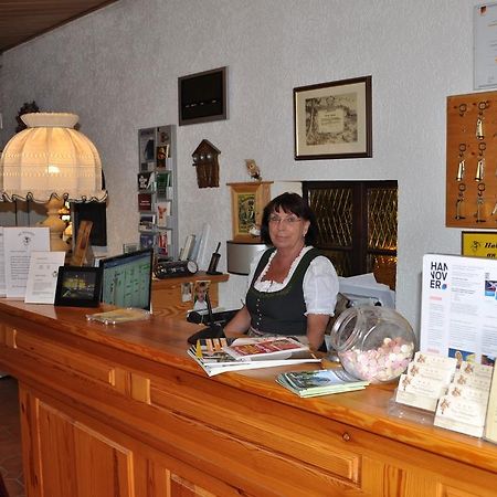 Hotel & Restaurant Bei Hoelzchen Hannover Bagian luar foto