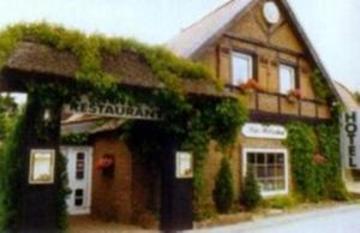 Hotel & Restaurant Bei Hoelzchen Hannover Bagian luar foto